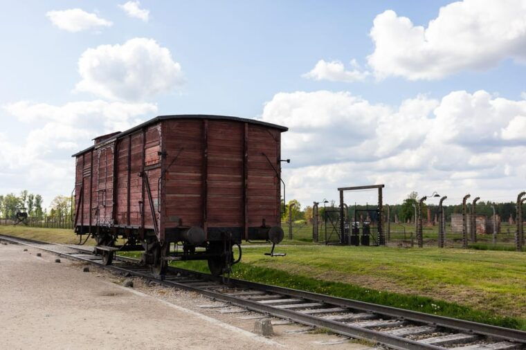 krakow-auschwitz-birkenau-guided-tour-pickup-options