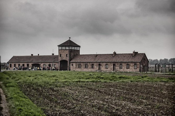 krakow-auschwitz-birkenau-guided-tour-with-hotel-transfer