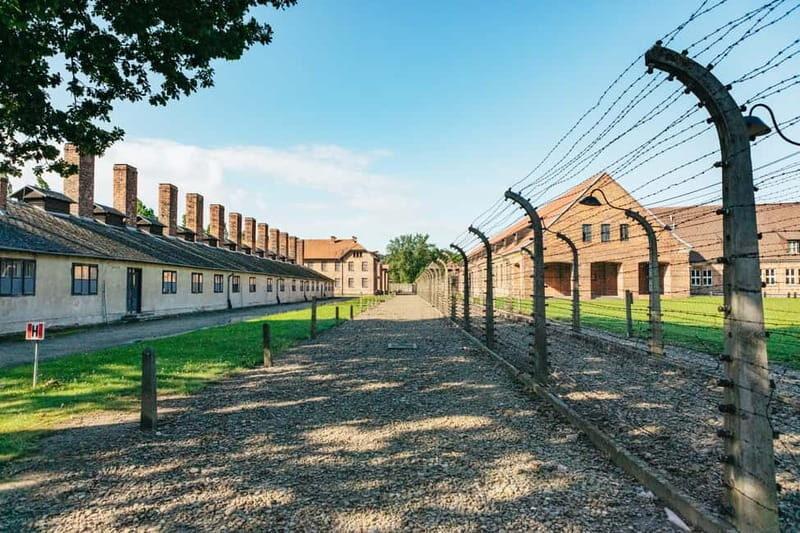 Krakow: Auschwitz-Birkenau Guided Tour with Pickup - Return Trip & Drop-offs