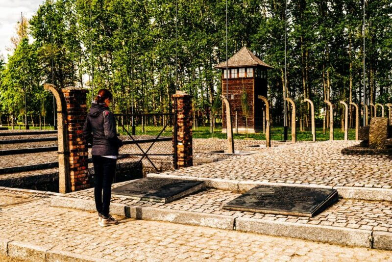 krakow-auschwitz-birkenau-live-guided-tour-hotel-pickup