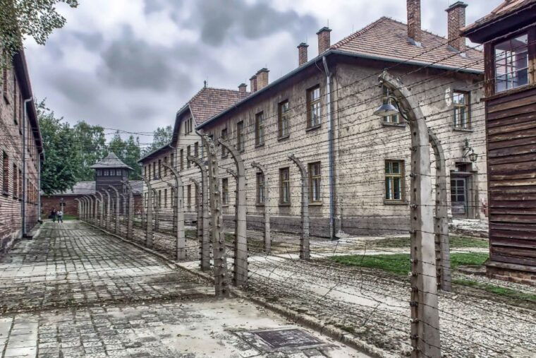 krakow-auschwitz-birkenau-museum-guided-tour-with-pickup