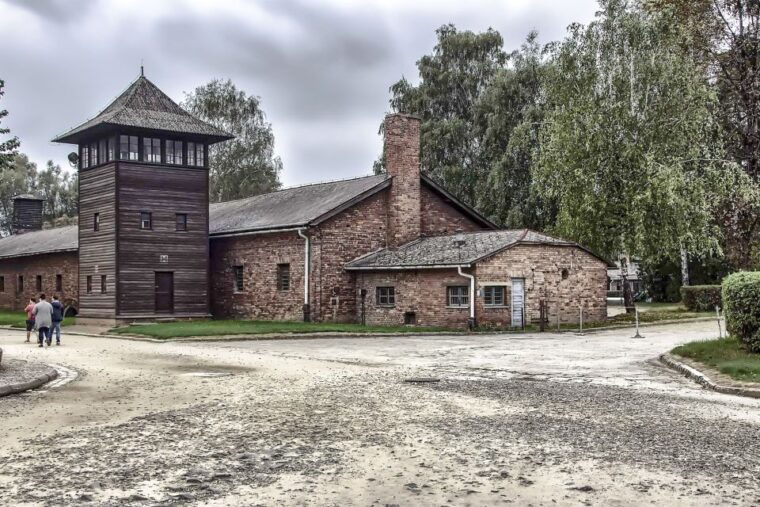 krakow-auschwitz-birkenau-museum-guided-tour-with-pickup