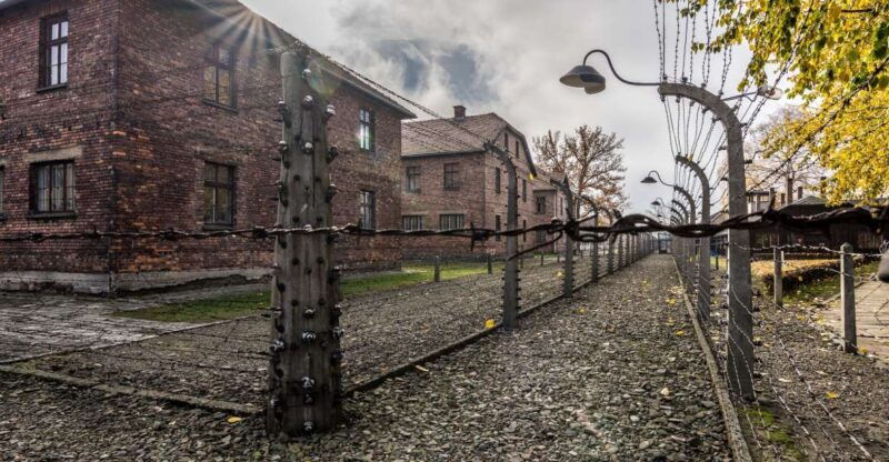 krakow-auschwitz-birkenau-salt-mine-full-day-guided-tour