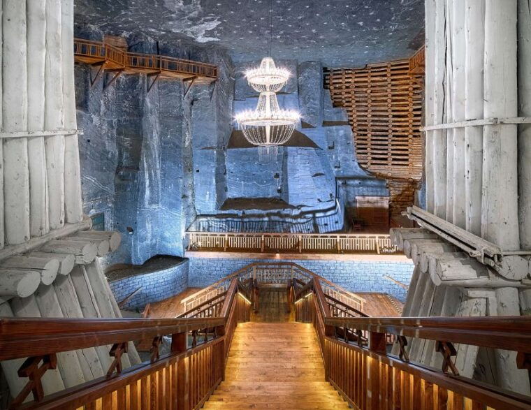 krakow-auschwitz-birkenau-wieliczka-salt-mine-with-lunch