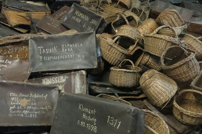 krakow-auschwitz-day-tour-from-warsaw-by-private-car-with-lunch