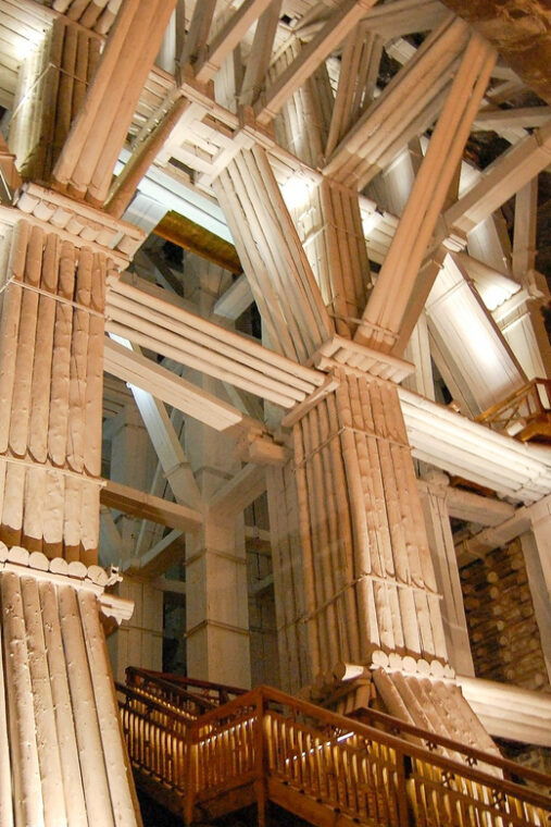 krakow-auschwitz-wieliczka-salt-mine-guided-day-tour