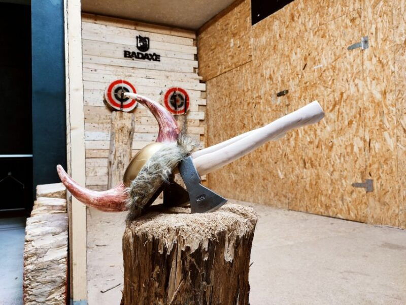 krakow-axe-throwing-fun