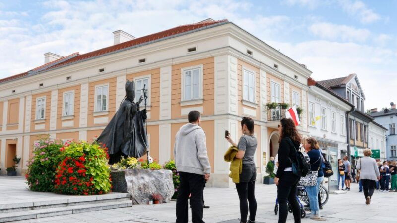 krakow-black-madonna-of-czestochowa-home-of-john-paul-ii