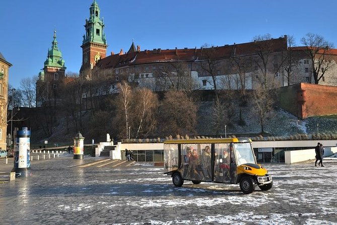 krakow-city-sightseeing-by-electric-car