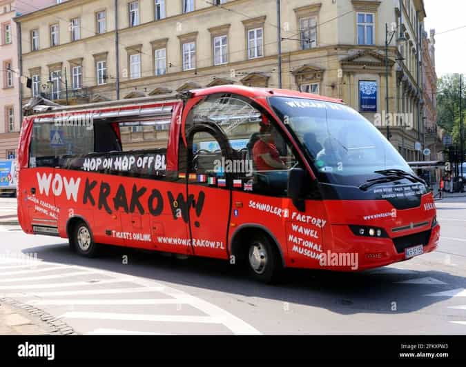 krakow-city-sightseeing-hop-on-hop-off-bus-and-city-game