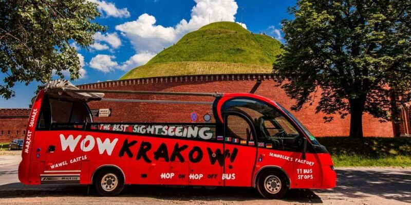 krakow-city-sightseeing-hop-on-hop-off-bus-and-city-game