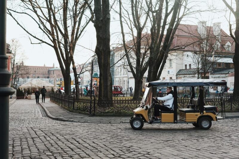 krakow-city-sightseeing-tour-by-golf-cart