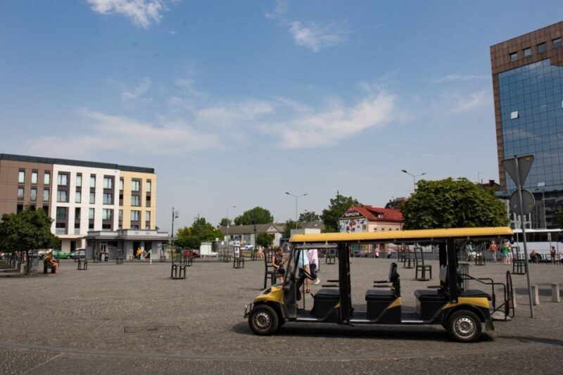 Krakow: City Tour of 3 Districts by Electric Car - FAQs