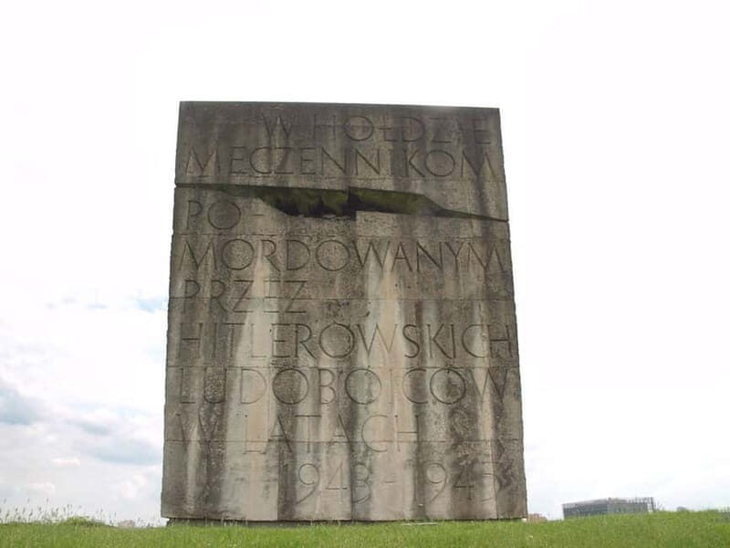 Krakow: Cruise and Tour of Former Concentration Camp Paszów - A Scenic Introduction: Vistula River Cruise