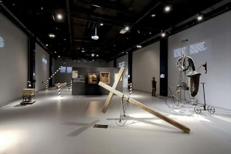 Krakow: Entry Ticket to Cricoteka Art and Culture Center - Exploring Cricoteka: A Closer Look