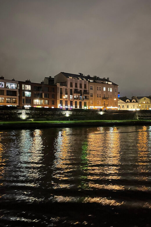 Krakow: Evening or Night Gondola Cruise - Why a Gondola Cruise in Krakow Is a Must-Experience