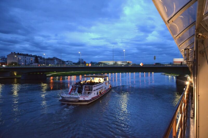 Krakow: Evening or Night Sightseeing Cruise - The Sum Up