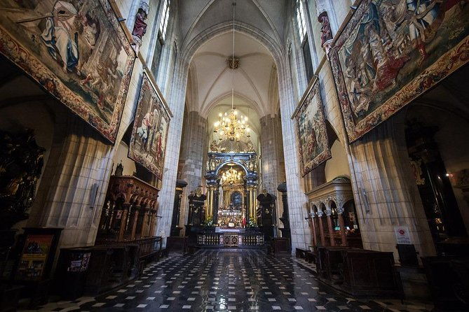 krakow-expanded-full-day-tour-from-warsaw-by-private-car