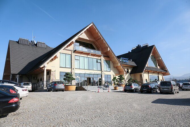 Kraków: Explore Zakopane Tatra Mountain and optional Thermal Bath - Exploring Zakopane’s Krupówki Street