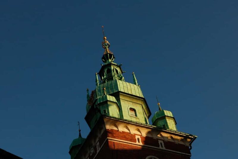 Krakow: Fairy Tales and Legends Guided Family Tour - Key Points  