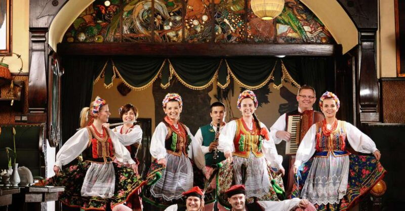 krakow-folk-show-3-course-dinner-at-jama-michalika-cafe