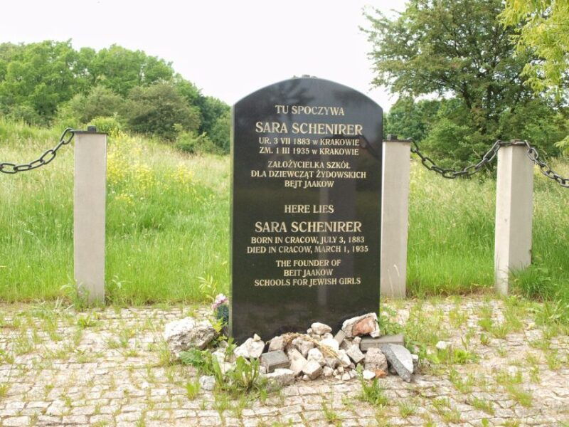 krakow-former-concentration-camp-plaszow-guided-tour-4