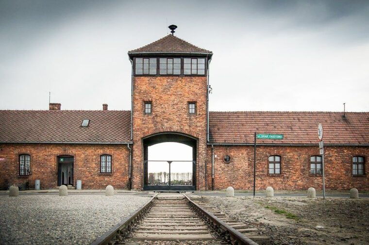 krakow-full-day-auschwitz-birkenau-salt-mine-guided-tour