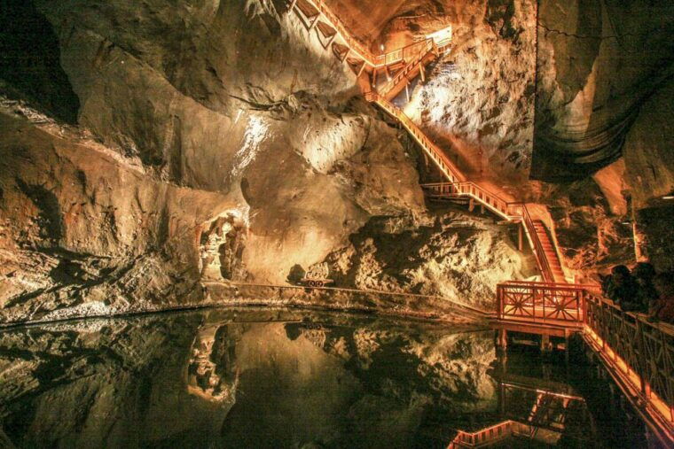 krakow-full-day-auschwitz-birkenau-salt-mine-guided-tour