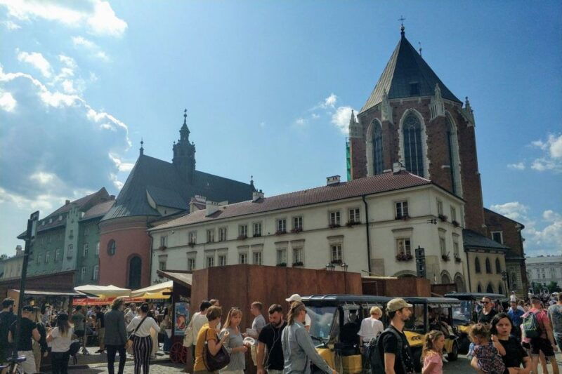 krakow-group-electric-golf-cart-tour-of-the-old-town
