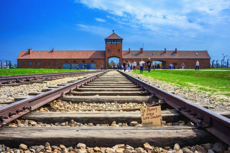 krakow-guided-auschwitz-birkenau-tour