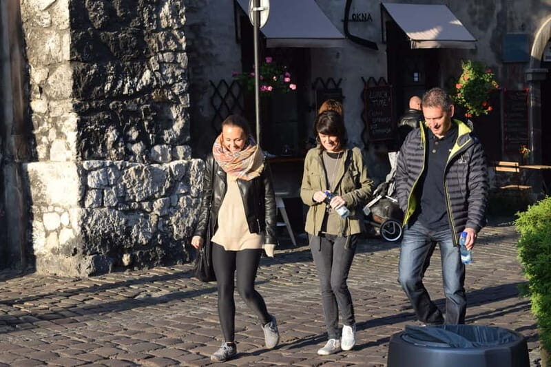 Krakow: Guided Polish Food and Drink Tour with Tastings - Key Points