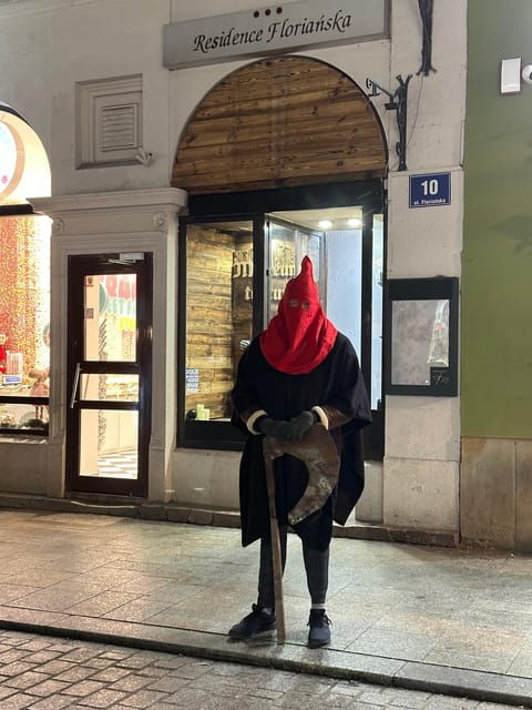 krakow-guided-tour-of-the-torture-museum