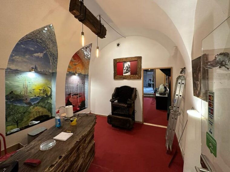 krakow-guided-tour-of-the-torture-museum