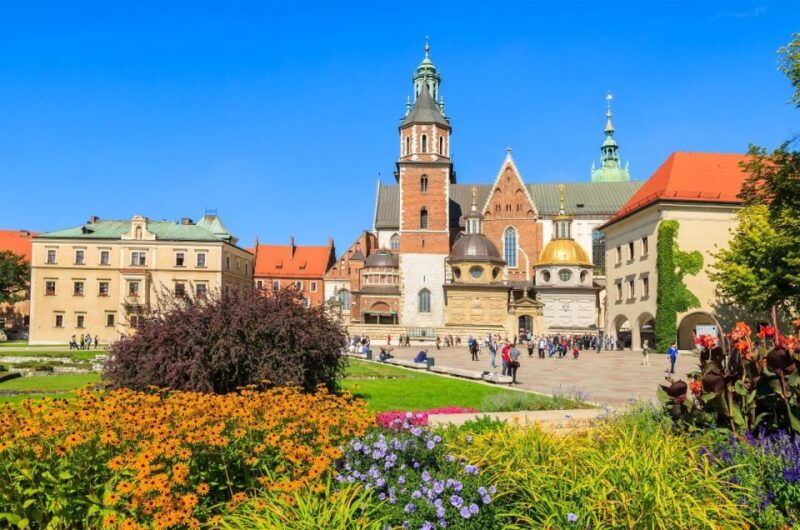 krakow-guided-tour-of-wawel-hill-and-st-marys-basilica