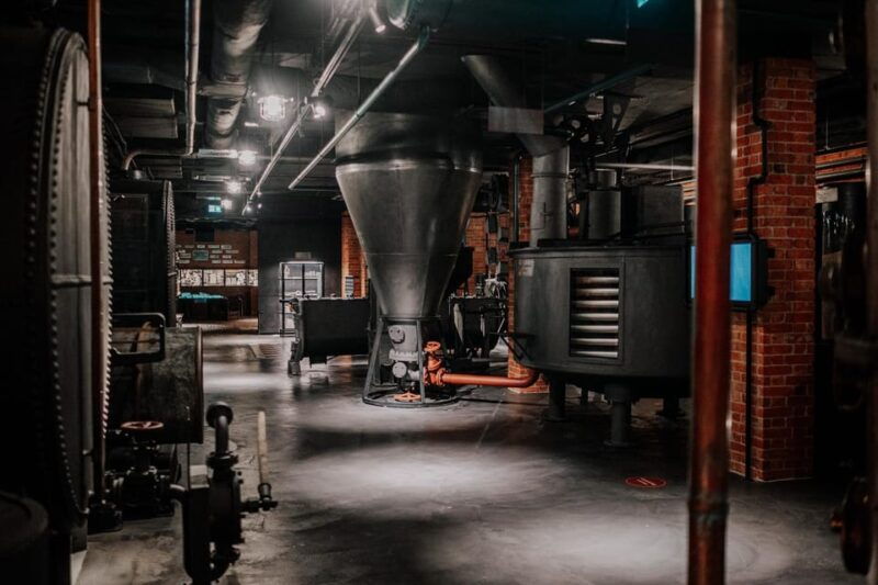 krakow-guided-vodka-factory-museum-tour-with-tasting