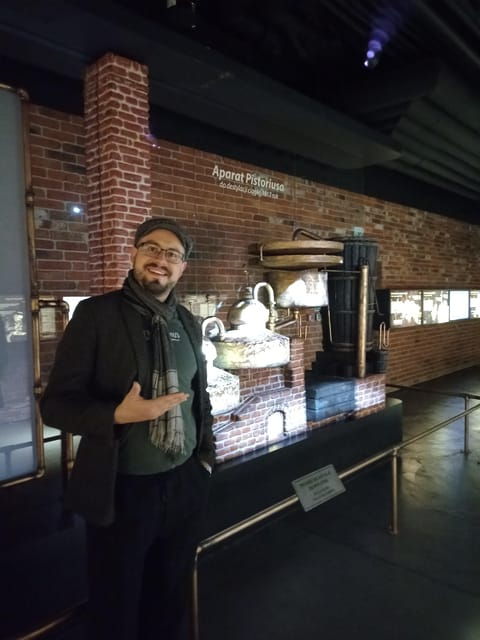 krakow-guided-vodka-factory-museum-tour-with-tasting
