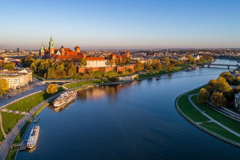 Krakow: Guided Wawel Tour, Lunch, and Vistula River Cruise - Discover Krakow’s Historic Heart: Wawel Hill and Castle