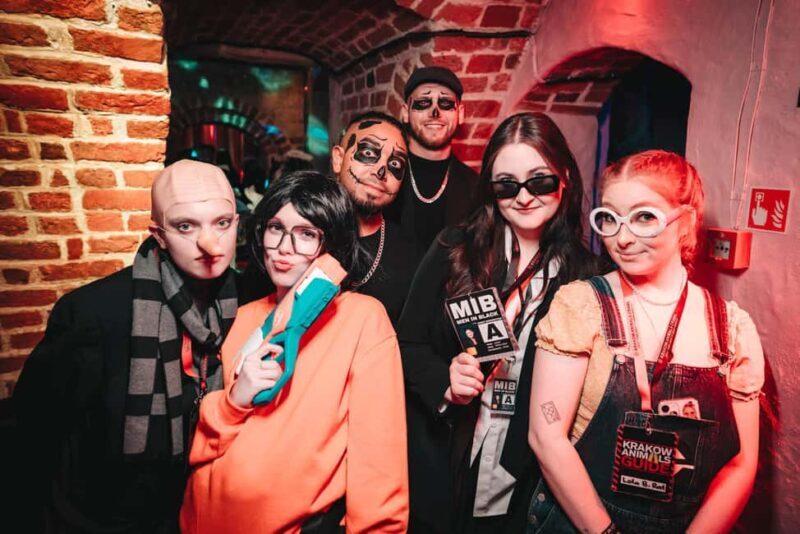 Krakow : Halloween Pub Crawl - Who Should Consider This Experience?