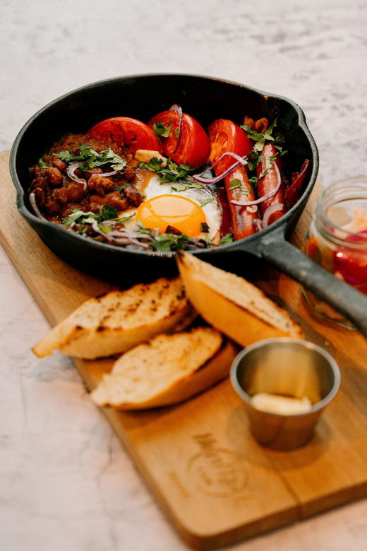 krakow-hard-rock-cafe-breakfast