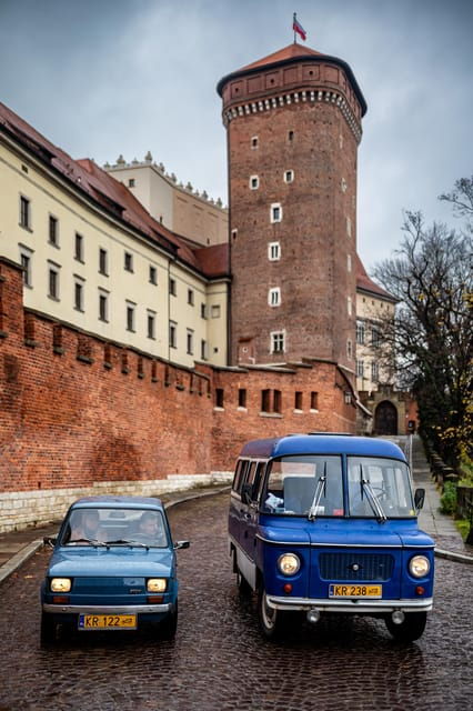 krakow-highlights-tour-in-classic-car-with-pro-photo-session