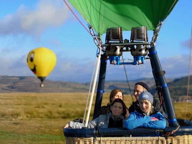 krakow-hot-air-balloon-flight-with-champagne