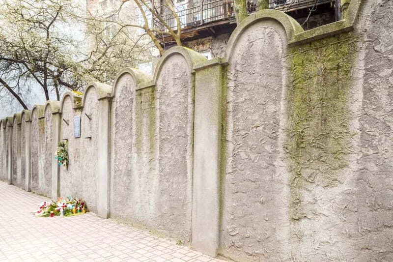 Krakow: Jewish Ghetto Guided Tour - Krakow: Jewish Ghetto Guided Tour