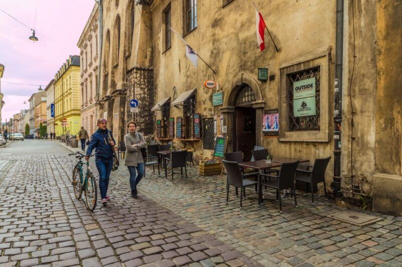 krakow-jewish-quarter-auschwitz-and-salt-mine-3-day-tour
