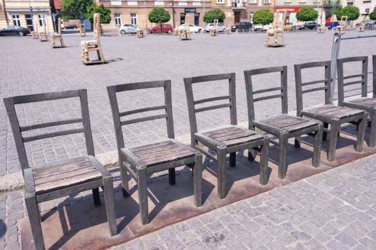 krakow-jewish-quarter-auschwitz-and-salt-mine-3-day-tour