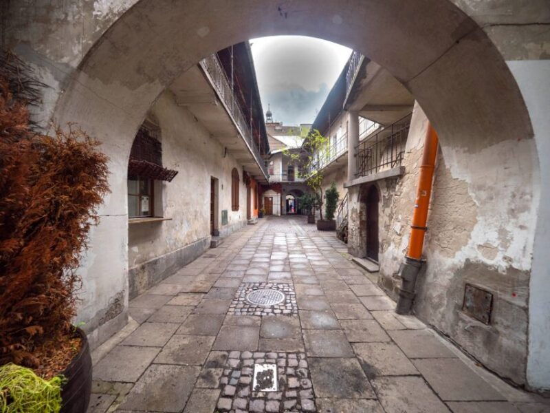 krakow-jewish-quarter-guided-walking-tour-2