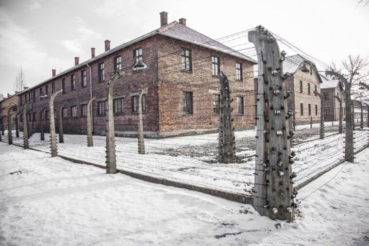 krakow-jewish-quarter-wieliczka-plaszow-auschwitz
