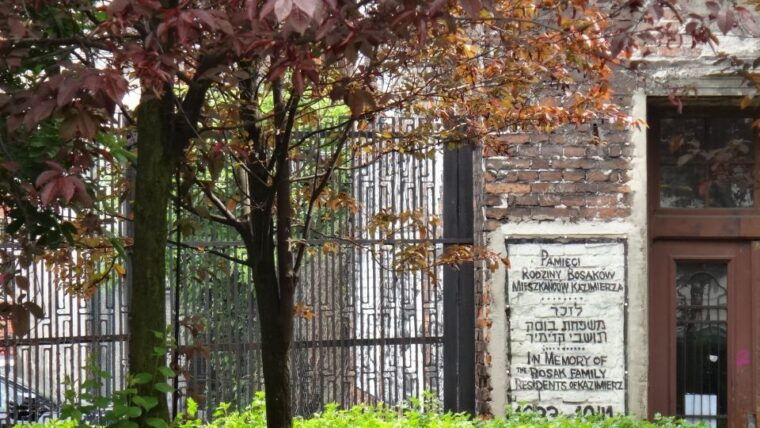 krakow-kazimierz-and-jewish-ghetto-tour-with-synagogues-2