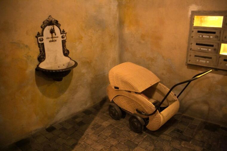 krakow-kazimierz-schindlers-factory-ghetto-guided-tour-3