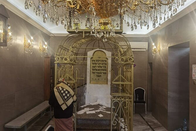 krakow-lezajsk-lizhensk-private-transfer-rabbi-elimelech