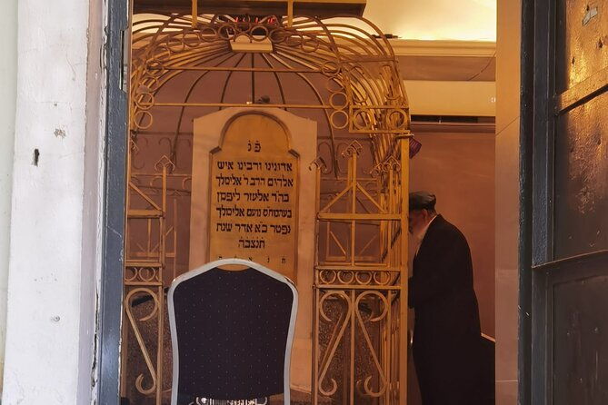 krakow-lezajsk-lizhensk-private-transfer-rabbi-elimelech